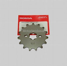Load image into Gallery viewer, Honda Dax 125 ( 2022- ) Kettenrad Ritzel 15 Z ( Serie ) " Original Honda "
