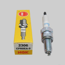 Laden Sie das Bild in den Galerie-Viewer, Honda Vision 110 i ( 11-16 ) Zündkerze NGK CPR8EA-9 ( Serie )